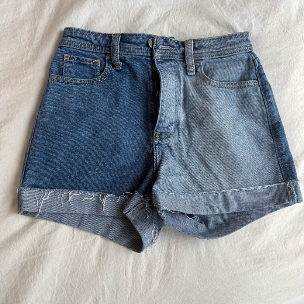 Two Toned High Rise Hollister Shorts